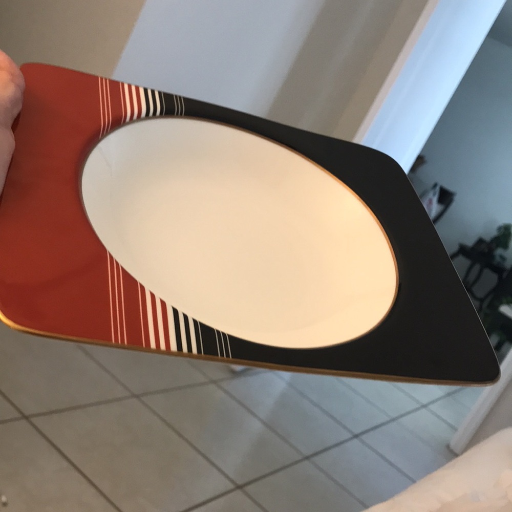Gorgeous serving bone China dish by Daniel Hechter  Paris